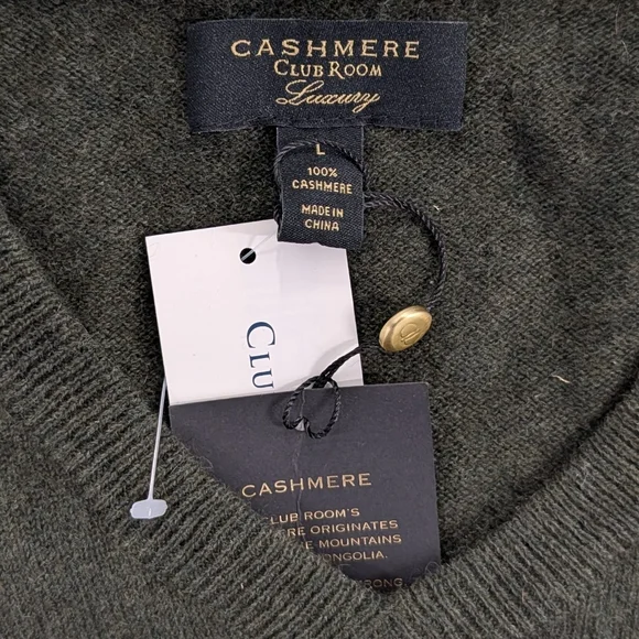nwt CLUB ROOM cashmere V neck sweater L